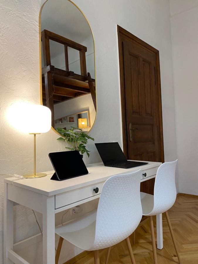 Romantic City Centre Flat - Alexandra Apartment Budapest Esterno foto